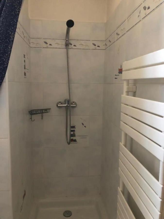 Agreable Chambre D'Hotes Avec Piscine Bed and Breakfast Le Beausset Exterior foto