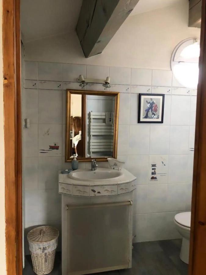 Agreable Chambre D'Hotes Avec Piscine Bed and Breakfast Le Beausset Exterior foto