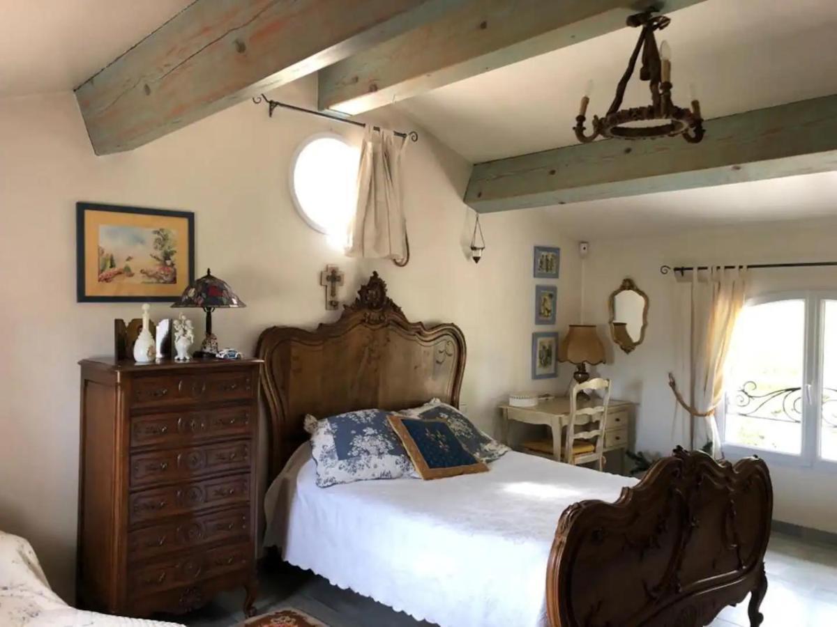 Agreable Chambre D'Hotes Avec Piscine Bed and Breakfast Le Beausset Exterior foto